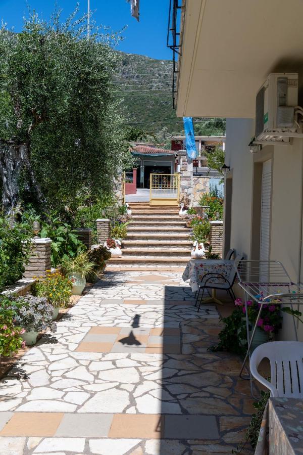 Lambrini Studios Parga Exteriér fotografie